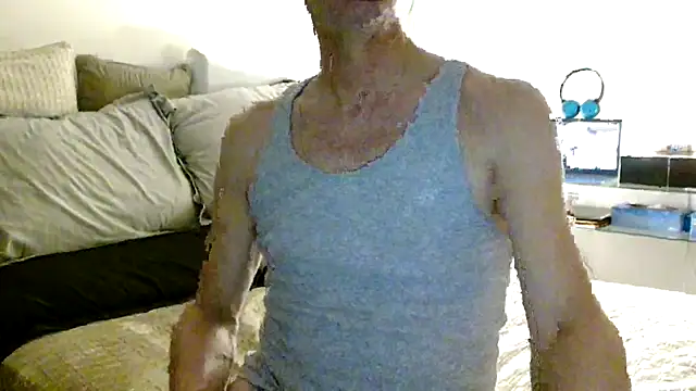 ImYourXtoy online show from 05/02/26, 08:58