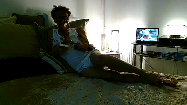 ImYourXtoy online show from 05/07/26, 06:13