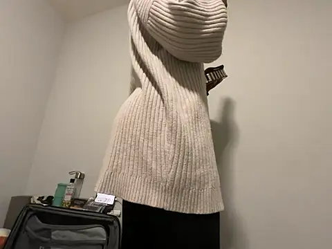 Snapshot of wynterheat chatting on 01/28/25, 08:57 wynterheat online show from 01/28/25, 08:57