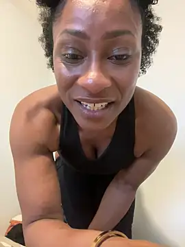 Snapshot of wynterheat chatting on 01/28/25, 03:04 wynterheat online show from 01/28/25, 03:04