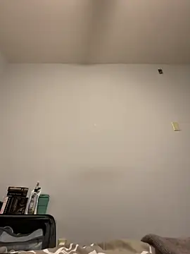 Snapshot of wynterheat chatting on 02/10/25, 08:53 wynterheat online show from 02/10/25, 08:53