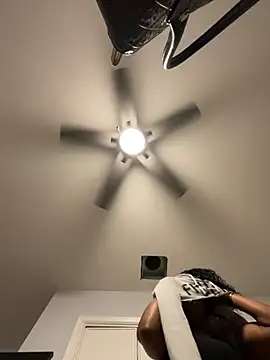 Snapshot of wynterheat chatting on 02/23/25, 06:28 wynterheat online show from 02/23/25, 06:28