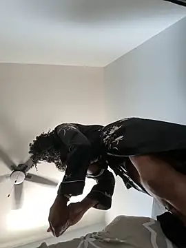 Snapshot of wynterheat chatting on 02/26/25, 09:05 wynterheat online show from 02/26/25, 09:05