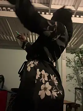 Snapshot of wynterheat chatting on 03/02/25, 10:56 wynterheat online show from 03/02/25, 10:56