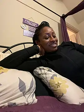 Snapshot of wynterheat chatting on 03/04/25, 05:53 wynterheat online show from 03/04/25, 05:53