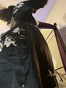 Snapshot of wynterheat chatting on 03/15/25, 11:40 wynterheat online show from 03/15/25, 11:40