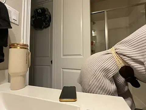 wynterheat online show from 04/21/26, 04:41