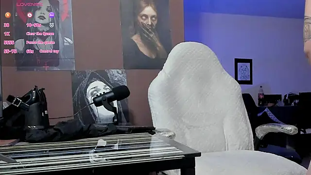 saeko karine online show from 12/13/25, 11:21