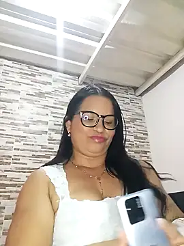 Snapshot of Sikiu_40 chatting on 12/14/24, 03:18 Sikiu 40 online show from 12/14/24, 03:18