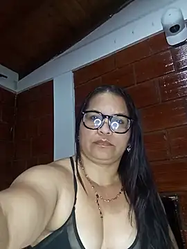 Snapshot of Sikiu_40 chatting on 02/22/25, 03:45 Sikiu 40 online show from 02/22/25, 03:45