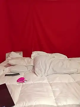 apriilhot online show from 03/25/26, 01:22