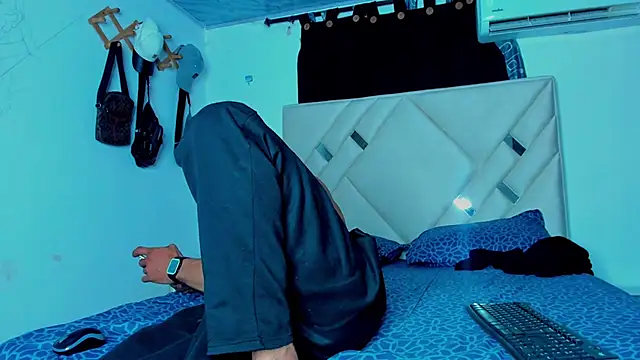 Rich boy01 online show from 01/06/25, 10:26