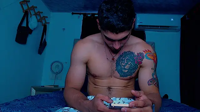 Rich boy01 online show from 01/26/25, 08:56