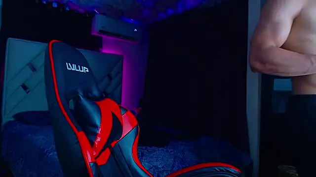 Rich boy01 online show from 03/15/25, 03:40