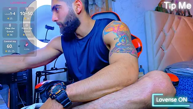 Rich boy01 online show from 04/03/26, 11:03