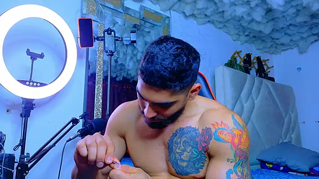 Rich boy01 online show from 04/18/26, 06:45