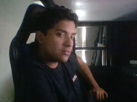 Snapshot of mateomalp675_90 chatting on 10/09/25, 03:32 mateomalp675 90 online show from 10/09/25, 03:32