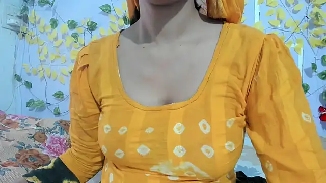 aarjulove online show from 04/23/26, 12:29