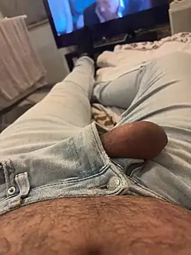 Snapshot of tikitaka97 chatting on 02/19/25, 05:27 tikitaka97 online show from 02/19/25, 05:27