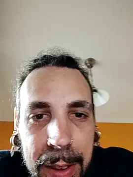 Snapshot of Casaltesudex chatting on 03/19/25, 03:51 Casaltesudex online show from 03/19/25, 03:51