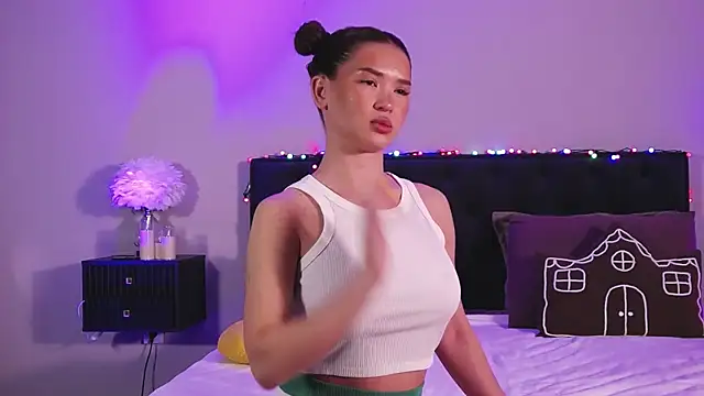 Denise Garciia online show from 02/25/26, 01:21