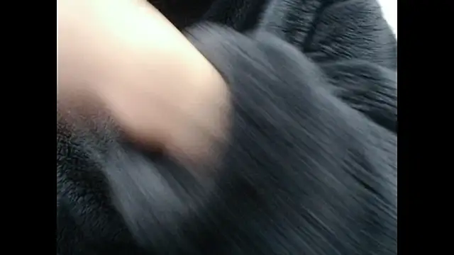 wujiaxing22 online show from 12/28/24, 02:53