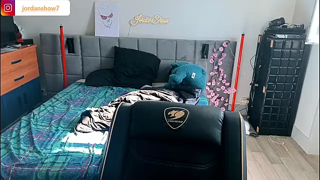 JordanShow online show from 04/19/26, 09:08