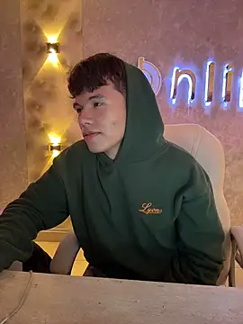 Logan smith1 online show from 01/10/26, 08:49