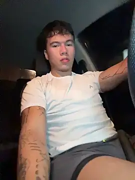 Logan smith1 online show from 04/21/26, 05:36