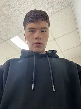 Logan smith1 online show from 04/23/26, 06:54