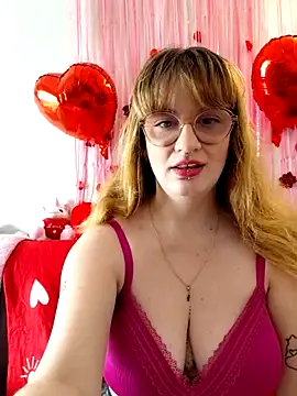 Snapshot of PrincesseMalicia chatting on 02/12/26, 02:01 PrincesseMalicia online show from 02/12/26, 02:01