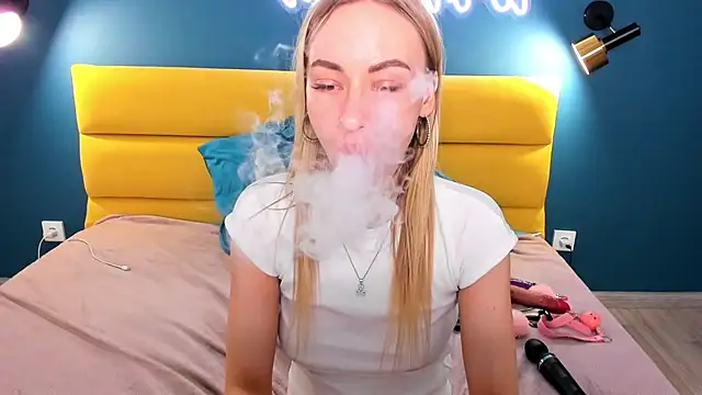 Snapshot of Diana_Garrett chatting on 01/26/25, 11:50 Diana Garrett online show from 01/26/25, 11:50