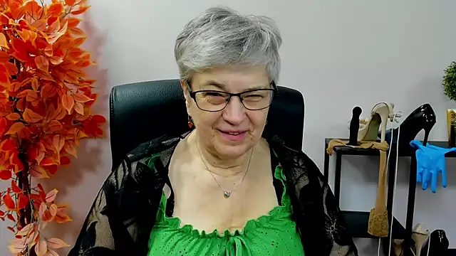 IrisDream online show from 11/04/25, 07:18