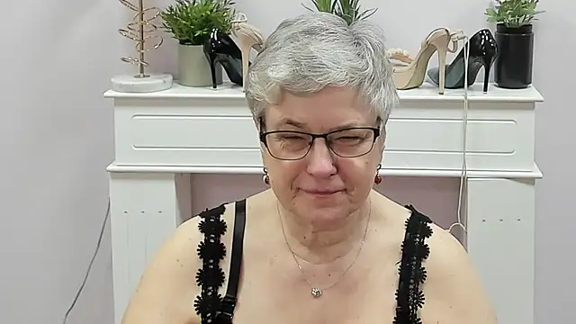 IrisDream online show from 03/17/26, 07:01