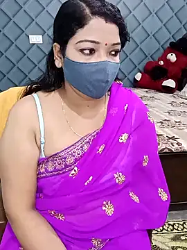 Snapshot of Cute-Raashii chatting on 01/17/25, 10:56 Cute-Raashii online show from 01/17/25, 10:56