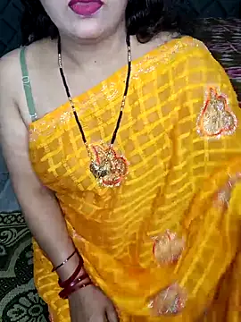 Snapshot of Cute-Raashii chatting on 02/19/25, 05:27 Cute-Raashii online show from 02/19/25, 05:27