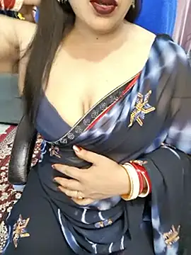 Snapshot of Cute-Raashii chatting on 05/15/26, 11:12 Cute-Raashii online show from 05/15/26, 11:12