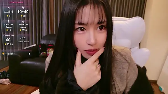 -satomi-jp online show from 11/26/25, 01:56