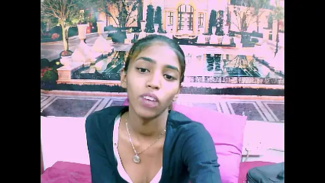 Snapshot of IndianSexySlender chatting on 12/09/24, 05:51 IndianSexySlender online show from 12/09/24, 05:51