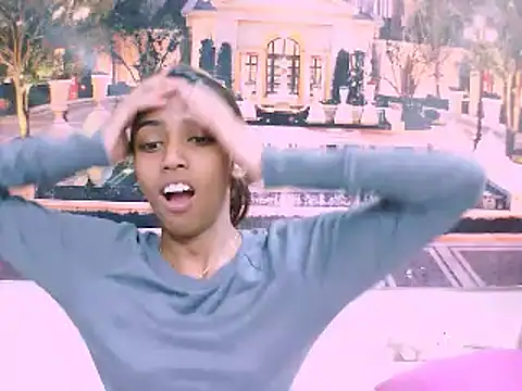 Snapshot of IndianSexySlender chatting on 12/14/24, 08:56 IndianSexySlender online show from 12/14/24, 08:56