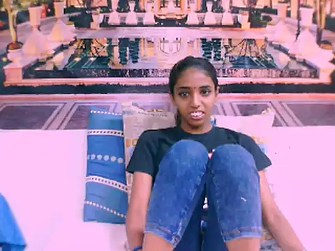 Snapshot of IndianSexySlender chatting on 02/04/25, 05:53 IndianSexySlender online show from 02/04/25, 05:53