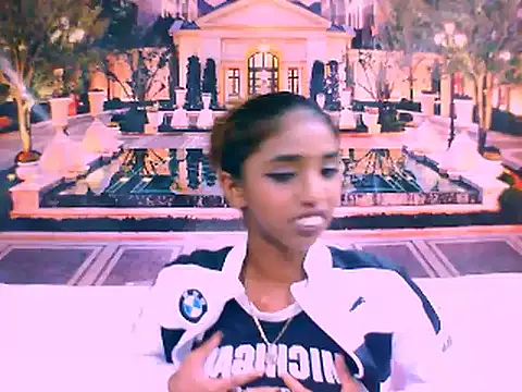 Snapshot of IndianSexySlender chatting on 02/26/25, 06:26 IndianSexySlender online show from 02/26/25, 06:26