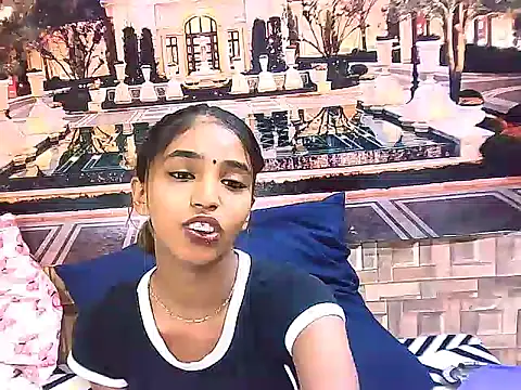 Snapshot of IndianSexySlender chatting on 03/23/25, 06:16 IndianSexySlender online show from 03/23/25, 06:16