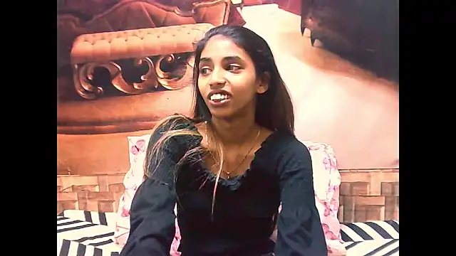 Snapshot of IndianSexySlender chatting on 09/14/25, 05:17 IndianSexySlender online show from 09/14/25, 05:17