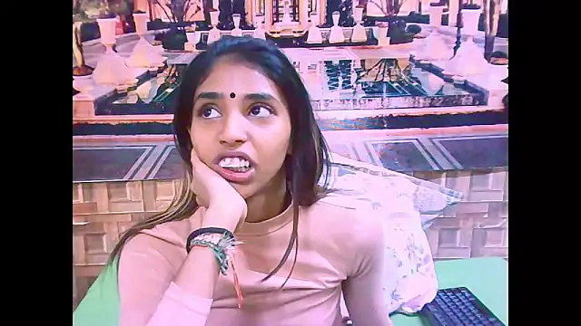 Snapshot of IndianSexySlender chatting on 09/18/25, 05:20 IndianSexySlender online show from 09/18/25, 05:20