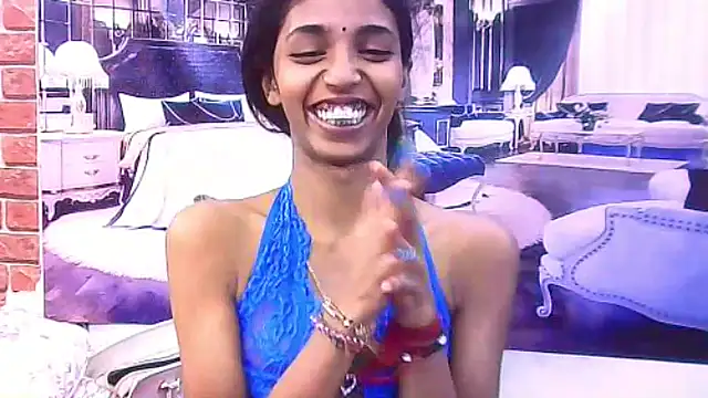 Snapshot of IndianSexySlender chatting on 11/28/25, 05:21 IndianSexySlender online show from 11/28/25, 05:21