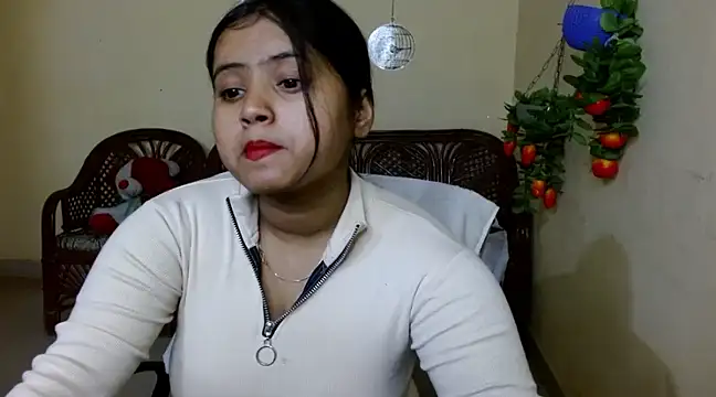 Snapshot of Amandaliss chatting on 12/30/24, 04:09 Amandaliss online show from 12/30/24, 04:09