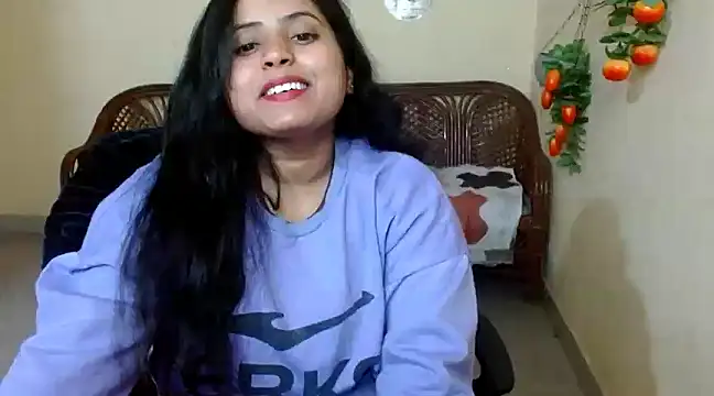 Snapshot of Amandaliss chatting on 01/07/25, 12:20 Amandaliss online show from 01/07/25, 12:20