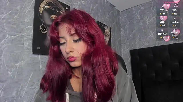 Snapshot of cloe__palmer chatting on 02/14/25, 06:08 cloe palmer online show from 02/14/25, 06:08