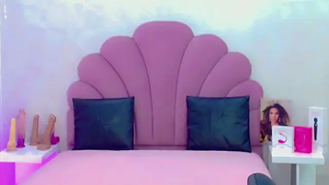 briana sex32 online show from 04/16/26, 03:51